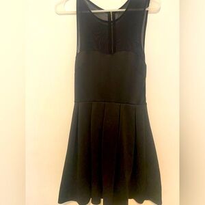 Forever 21 Sweetheart Neckline Sheer Skater Dress M